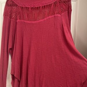 SOLD 📣NWOT Free people top size M runs big